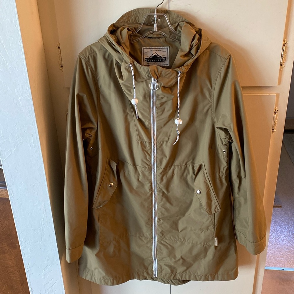 Penfield raincoat size medium